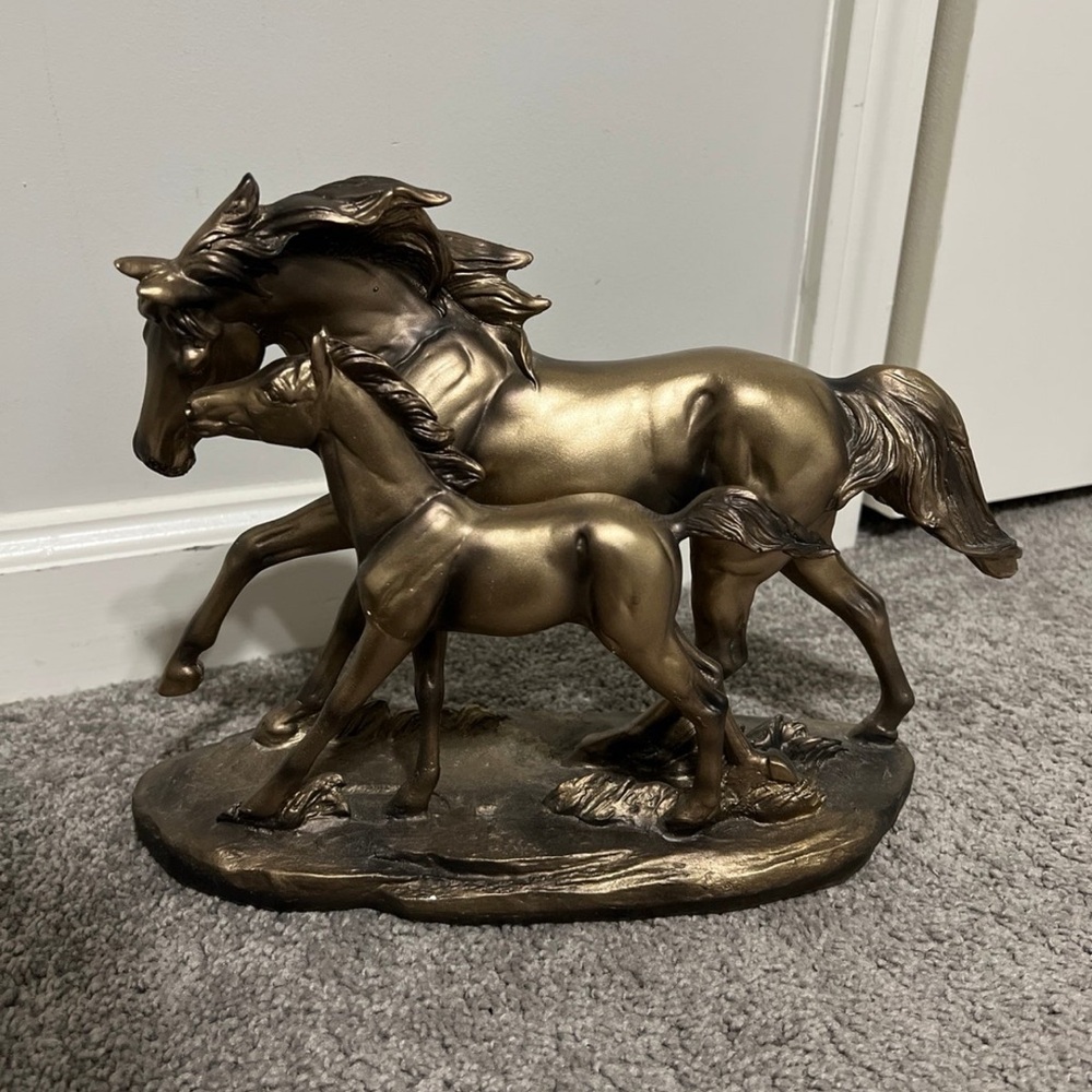 Vintage Horse Statue, Resin Horse Figurine, Mother and Foal Statue Vintage Horse